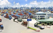 Những mặt hàng Trung Quốc nào vào Việt Nam nhiều nhất trong nửa năm nay?