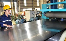 Bộ Công Thương điều tra áp dụng biện pháp tự vệ với tôn màu nhập khẩu