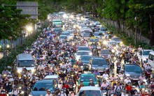 5-10 năm nữa chịu khó đi sớm về muộn tránh ùn tắc