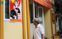 Nhờ bầu cử thay là cử tri tự tước quyền công dân của mình