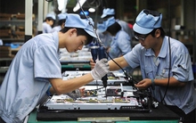 Tồn kho mua hàng giảm mạnh nhất trong 2 năm, PMI tháng 2 vẫn quay đầu giảm