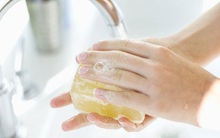 Bộ Y tế yêu cầu báo cáo 19 chất cấm trong xà phòng