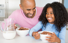 Làm thế nào để rút ngắn khoảng cách giữa cha và con gái?