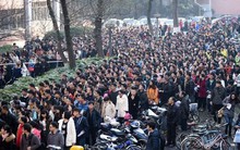 Hơn 1.000 người nộp đơn xin một công việc nhà nước ở Trung Quốc