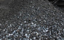 Xuất khẩu quặng titan tồn kho