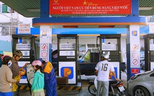 Trong khi cây xăng "chuẩn Nhật" đầu tiên khai trương tại Việt Nam, Petrolimex treo băng rôn kêu gọi “người Việt ủng hộ hàng Việt”?