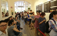 Trong bão đóng cửa của The KAfe, Gloria Jean's..., tại sao các chuỗi trà sữa như Ding Tea, Gong Cha.... lại bùng nổ dữ dội?