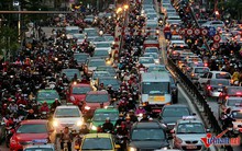 200.000 USD chống ùn tắc: Lập Quỹ chống tắc đường