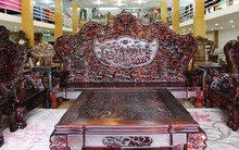 Đại gia Hà Nội chi 13 tỷ sắm bộ bàn ghế Cửu Long Bát Tiên