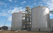 Thêm lo lắng về nguồn cung Ethanol khi các dự án vẫn đắp chiếu