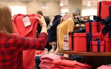 Bí quyết săn hàng giảm giá vào ngày "Black Friday"