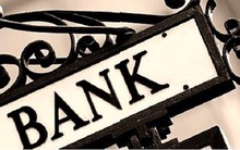 Thị trường chứng khoán “ấm lên”, nhiều tổ chức đua thoái vốn khỏi ngân hàng nhỏ