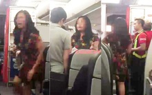 Cấm bay 12 tháng đối với nữ hành khách gây rối trên máy bay