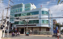 Cán bộ Tiền Giang xuất ngoại như... đi chợ