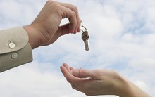 Lãnh đạo Chứng khoán Hoàng Gia (ROSE) hoàn tất chuyển nhượng gần 90% cổ phần cho 3 nhà đầu tư cá nhân