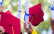 Uỷ ban Thường vụ Quốc hội lý giải việc duy trì kinh phí đào tạo tiến sĩ