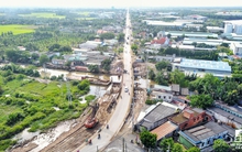 Toàn cảnh con đường giúp kết nối Long An với TP.HCM đang được mở rộng gấp đôi