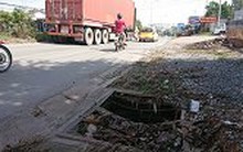 Đường sụt lún như ruộng bậc thang ở Sài Gòn, tài xế căng mình né ‘tử thần’