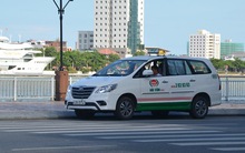 Tài xế taxi chặt chém 700.000 đồng cho đoạn đường 6km bị sa thải