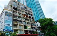 Các cửa hàng ở chung cư 42 Nguyễn Huệ nếu bị buộc phải đóng cửa, giới trẻ Sài Gòn lại mất một điểm vui chơi