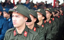 Hà Nội: Hàng chục công chức, viên chức xin nhập ngũ