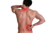 Hóa ra đánh răng, rửa bát, buộc dây giày... lại có thể gây đau lưng, vẹo cột sống