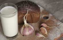 Y học truyền thống Ấn Độ coi đây là "thần dược" cho nhiều bệnh hay gặp, nguyên liệu là thứ bếp nhà nào cũng có