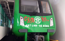 Dư luận xôn xao khi tàu Cát Linh - Hà Đông chưa đi vào hoạt động đã bị vẽ chi chít bằng sơn