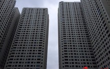 Bộ trưởng đi thang máy nhà giá rẻ mất 40 phút và ý kiến bất ngờ của cư dân HH