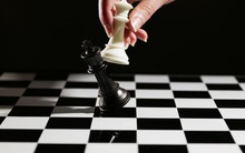 10 năm trước có giá 850.000 đồng, cổ phiếu một thời đắt giá nhất TTCK Việt Nam hiện chỉ ngang giá chai nước ngọt