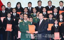 Chủ tịch nước trao Quyết định bổ nhiệm Thẩm phán cao cấp