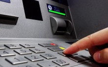 Gian lận thẻ ngân hàng: Thống đốc nói Việt Nam còn an toàn hơn nhiều so với thế giới