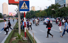 Từ 1-1-2018, người đi bộ sai luật có thể bị phạt tù đến 15 năm