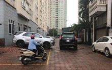 Vỉa hè chung cư thành bãi đỗ xe: Lỗi tại quy hoạch?