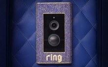 Đây là chiếc chuông cửa dành cho giới thượng lưu: Được gắn sapphire, nạm vàng và kim cương, giá hơn 2 tỷ đồng, không có tính năng chống trộm