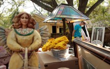 Ảnh: Cuộc sống bộn bề khó khăn của người dân Texas sau bão Harvey