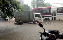 Mưa lớn, Thái Nguyên ngập mênh mông không còn thấy đường
