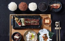 Hé lộ thực đơn đặc biệt "nhiều tuổi hơn cả nước Mỹ" của ông Trump ở Hàn Quốc