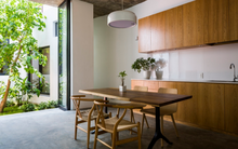 Ngôi nhà "cong" ở Sài Gòn xuất hiện ấn tượng trên báo Mỹ