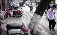 Người đi bộ vẫn thiếu lối đi trên vỉa hè