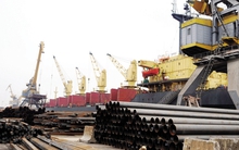 Hãy để thép Việt tự "bơi"