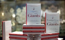 Cựu CEO Coca Cola Việt Nam: “Vượt lên người khổng lồ” là cuốn sách mà lãnh đạo các tập đoàn đa quốc gia nên đọc!