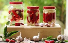 7 bài thuốc ngâm giấm nổi tiếng TQ: Mỗi món đều là vị thuốc đa tác dụng cần có trong nhà