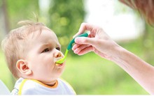 Trẻ mắc tay chân miệng cần có chế độ dinh dưỡng như thế nào?