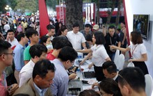 VinFast Klara giảm giá sâu ngày đầu ra mắt, người Việt đổ xô đi mua