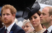 Người hâm mộ hoang mang trước tin Meghan và Harry chuyển ra khỏi cung điện sau khi căng thẳng với William và Kate