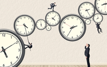 Cuối năm, hàng loạt doanh nghiệp lại dở "chiêu" lùi ngày thanh toán cổ tức