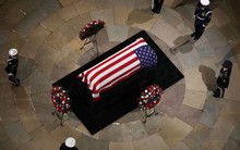 Cập nhật tang lễ cố Tổng thống Bush (cha): Di hài nằm ở trái tim của tòa nhà Quốc hội Mỹ