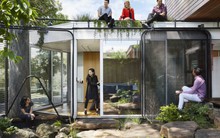 Không ai ngờ ngôi nhà tuyệt đẹp này được xây từ những vật liệu “bỏ đi”