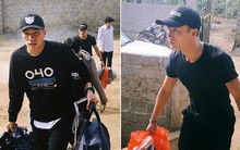 Anh em Tiến Dũng U23 về nhà ăn Tết, mua tivi mới cho gia đình vì muốn "chúng con đá ở đâu, bố mẹ cũng có thể nhìn thấy"